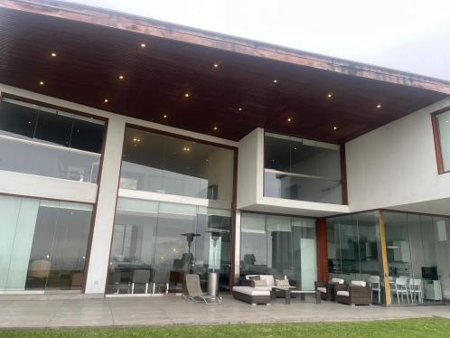 Casa en Venta ubicado en Santiago De Surco a $1,690,000