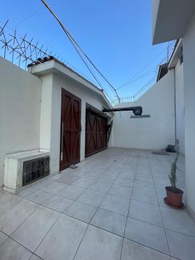 Casa a $1,700