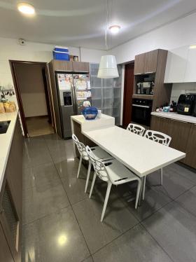 Departamento de 3 dormitorios ubicado en San Isidro