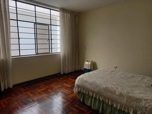 Departamento de 2 dormitorios ubicado en San Isidro