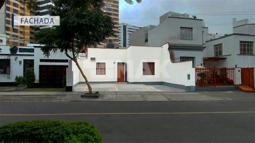 Casa en Venta ubicado en Miraflores a $700,000