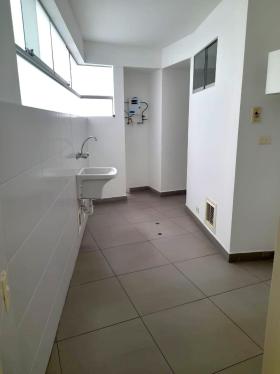 Departamento de 3 dormitorios y 2 baños ubicado en Miraflores