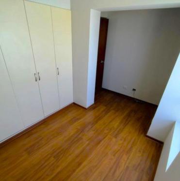 Departamento de 3 dormitorios y 2 baños ubicado en Surquillo