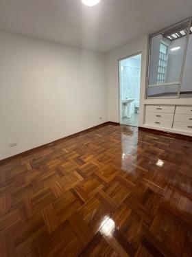 Departamento en Alquiler de 3 dormitorios ubicado en Santiago De Surco