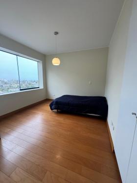 Departamento ubicado en San Isidro al mejor precio