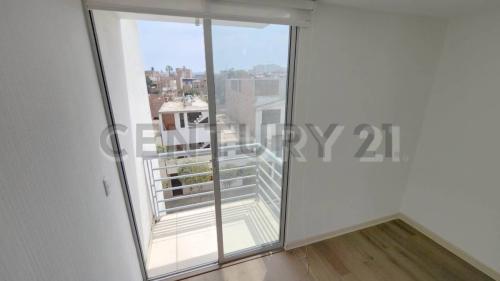 Departamento de 3 dormitorios y 2 baños ubicado en Santiago De Surco