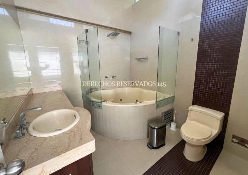 Casa en Venta de 4 dormitorios ubicado en La Molina