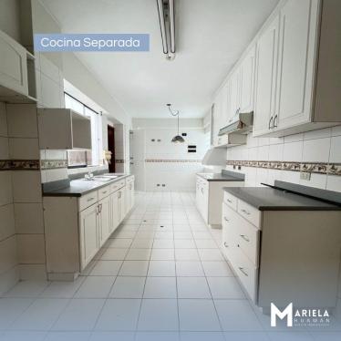 Departamento en Venta de 3 dormitorios ubicado en Santiago De Surco