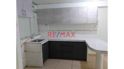 Departamento de 3 dormitorios y 2 baños ubicado en Los Olivos