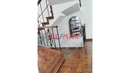 Bajo precio Casa en Venta en Santiago De Surco