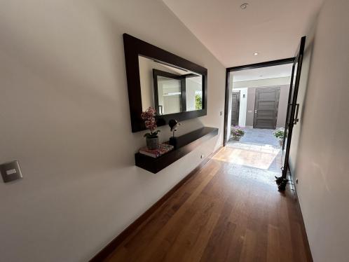 Casa ubicado en Santiago De Surco al mejor precio