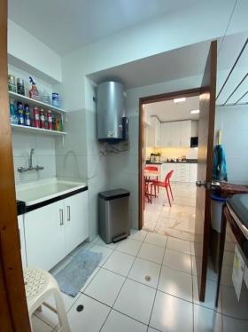 Departamento de 3 dormitorios ubicado en Santiago De Surco