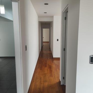 Departamento de 3 dormitorios y 3 baños ubicado en Miraflores