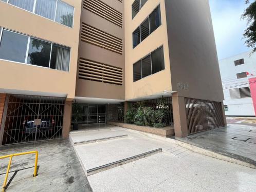 Departamento de 3 dormitorios y 1 baños ubicado en Miraflores