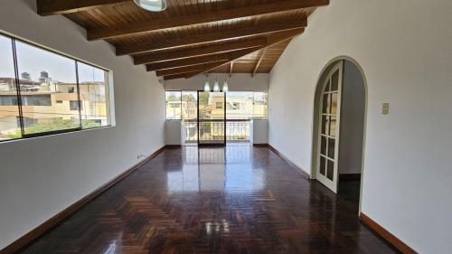 Departamento en Venta ubicado en San Borja a $215,000