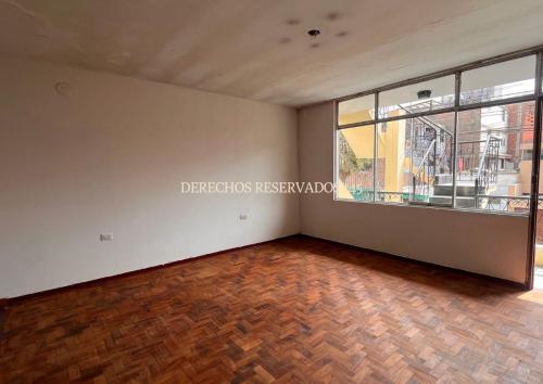 Lindo Casa en Venta en Santiago De Surco