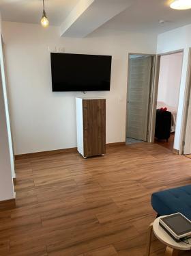 Departamento de 3 dormitorios y 3 baños ubicado en San Isidro