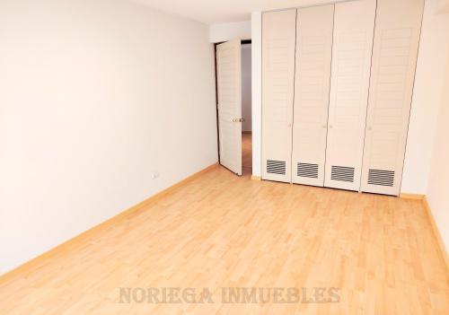 Bajo precio Departamento en Alquiler en Miraflores