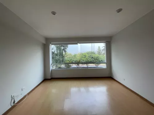 Departamento de 3 dormitorios y 2 baños ubicado en San Borja