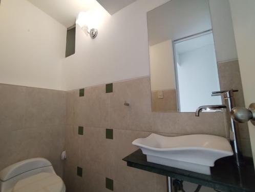 Departamento de 3 dormitorios y 2 baños ubicado en Santiago De Surco