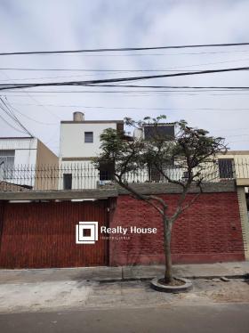 Casa en Venta ubicado en La Molina a $250,000