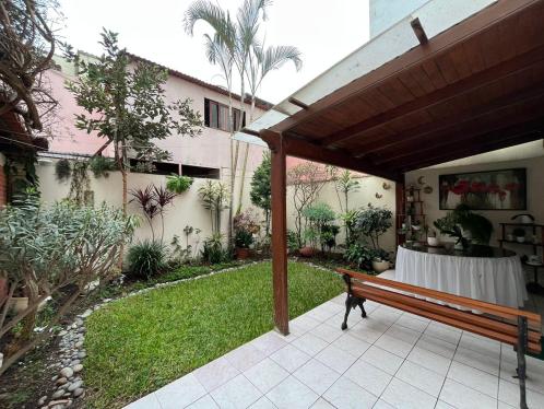 Casa en Venta ubicado en Santiago De Surco a $425,000