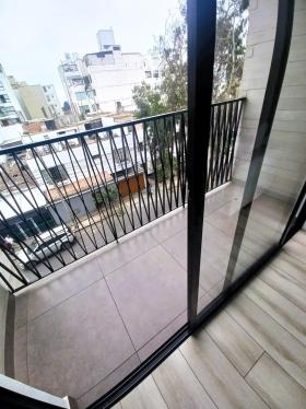 Casa en Alquiler de 2 dormitorios ubicado en Miraflores