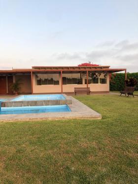 Casa de Campo en Venta a $220,000 en Babilonia