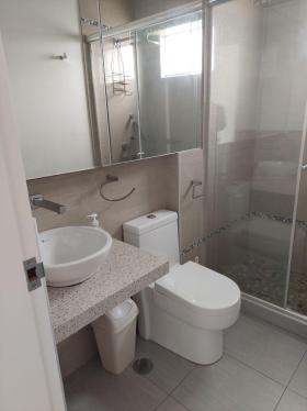 Departamento de 4 dormitorios y 3 baños ubicado en Trujillo