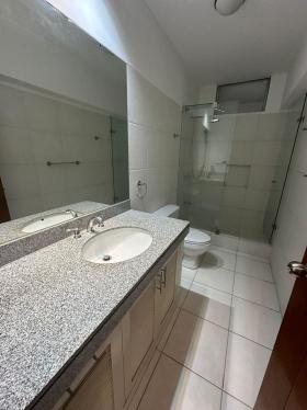 Departamento de 2 dormitorios y 2 baños ubicado en San Borja