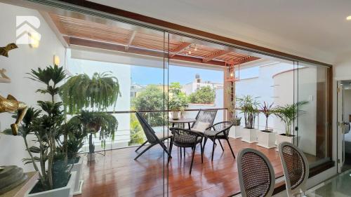 Casa en Venta de 9 dormitorios ubicado en Miraflores