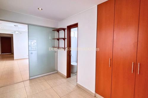 Departamento en Venta de 3 dormitorios ubicado en Santiago De Surco