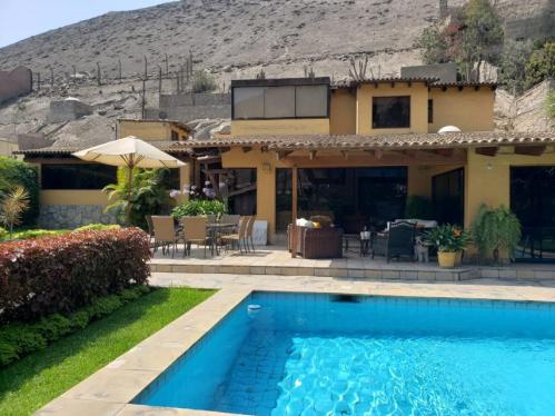 Casa en Venta ubicado en La Molina a $950,000