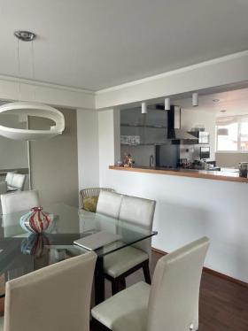 Departamento en Venta de 3 dormitorios ubicado en San Isidro