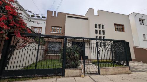 Departamento barato en Alquiler en San Isidro