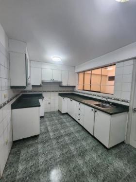 Lindo Departamento en Venta en Santiago De Surco