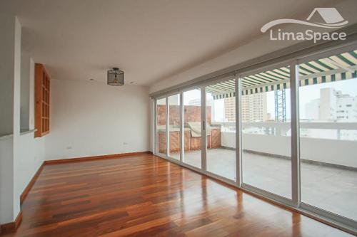 Departamento en Alquiler ubicado en Miraflores a $2,000