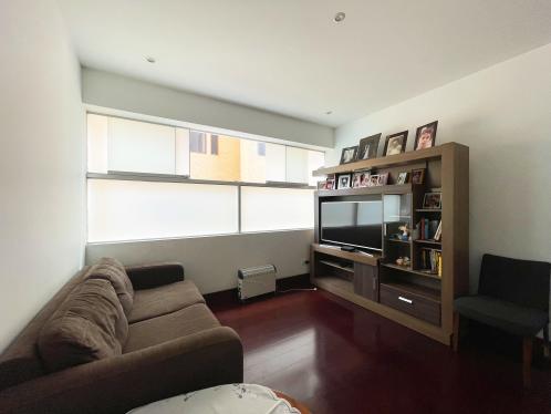 Departamento de 3 dormitorios y 3 baños ubicado en San Isidro