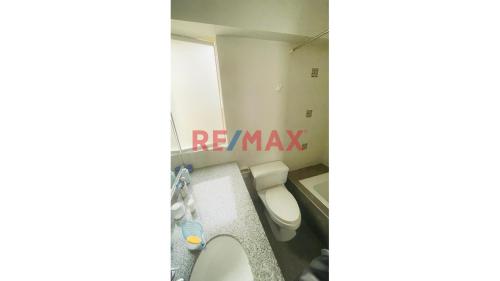 Bajo precio Departamento en Alquiler en Miraflores