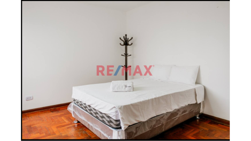 Departamento de 4 dormitorios y 2 baños ubicado en Miraflores