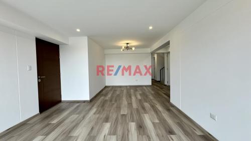 Bajo precio Departamento en Alquiler en Santiago De Surco