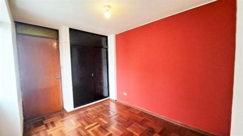 Departamento de 2 dormitorios ubicado en Santiago De Surco