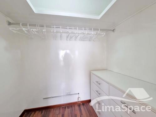 Bajo precio Departamento en Alquiler en San Isidro