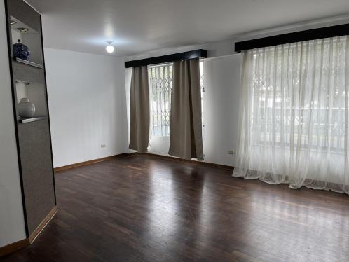 Departamento en Venta ubicado en Miraflores a $215,000