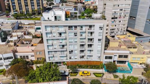 Departamento ubicado en San Isidro al mejor precio