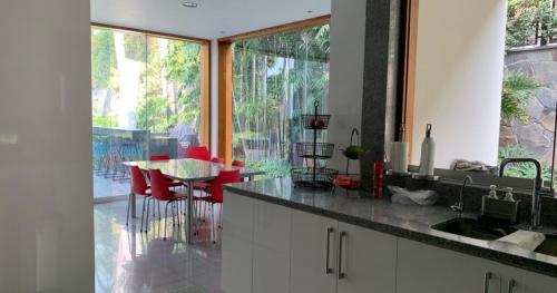 Casa en Venta de 4 dormitorios ubicado en Santiago De Surco