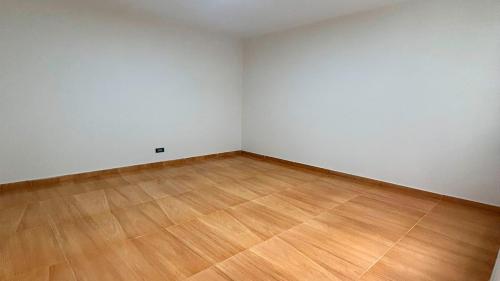 Departamento en Alquiler de 4 dormitorios ubicado en San Juan De Lurigancho