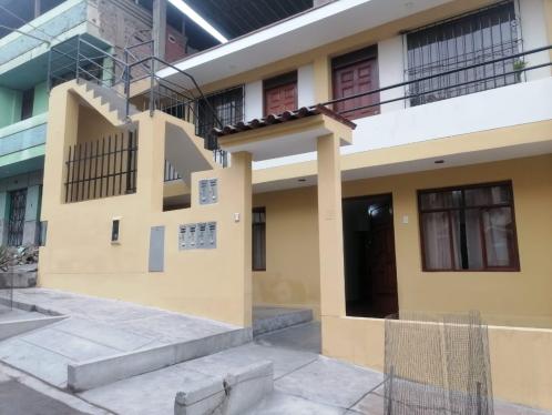 Departamento de 2 dormitorios ubicado en Villa Maria Del Triunfo