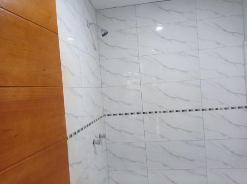 Baño de servicio