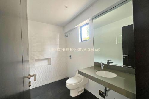 Casa en Venta de 4 dormitorios ubicado en La Molina